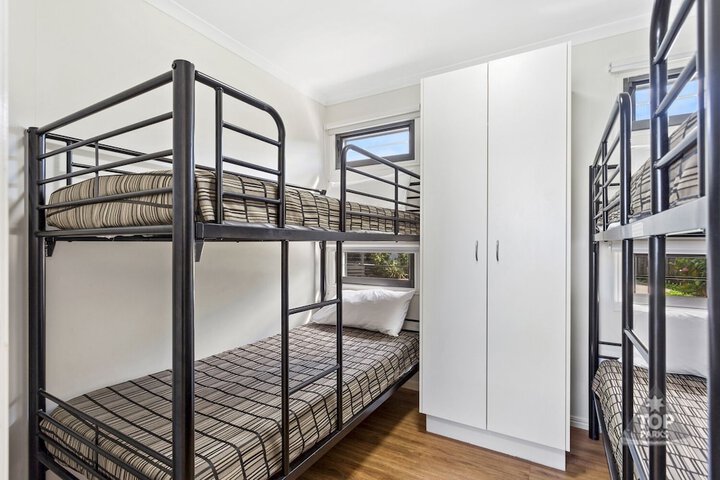 Room 4 of 31