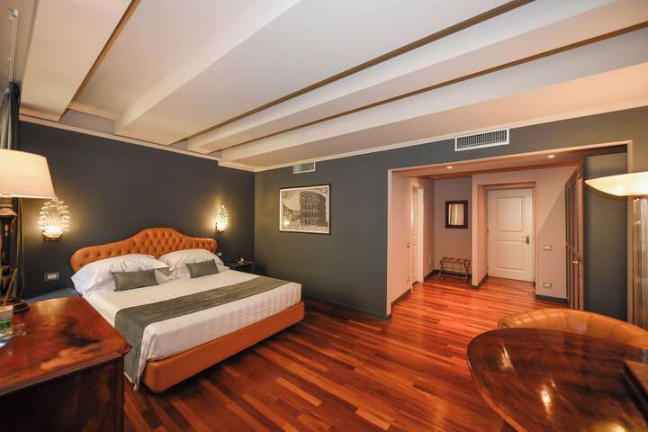 Room 26 of 41