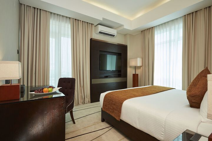 Room 15 of 65