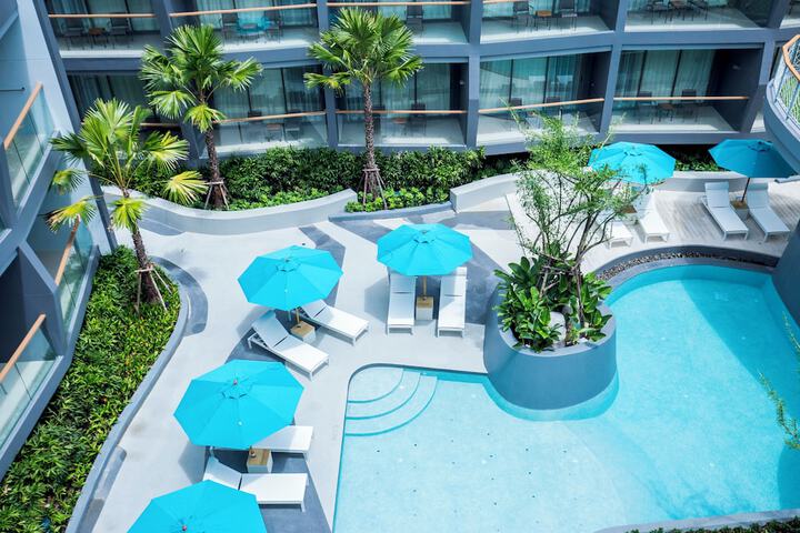 Pool 83 of 148