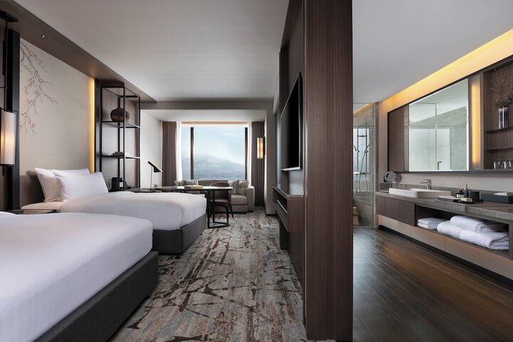 Room 14 of 47