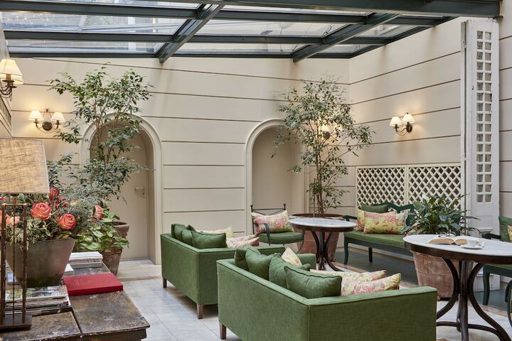 Guest Lobby