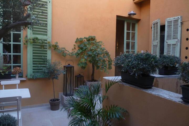 Terrace/Patio 21 of 48