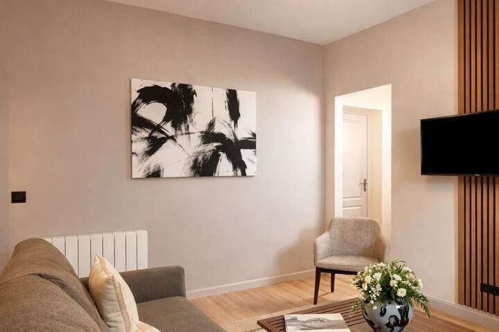Room 76 of 159