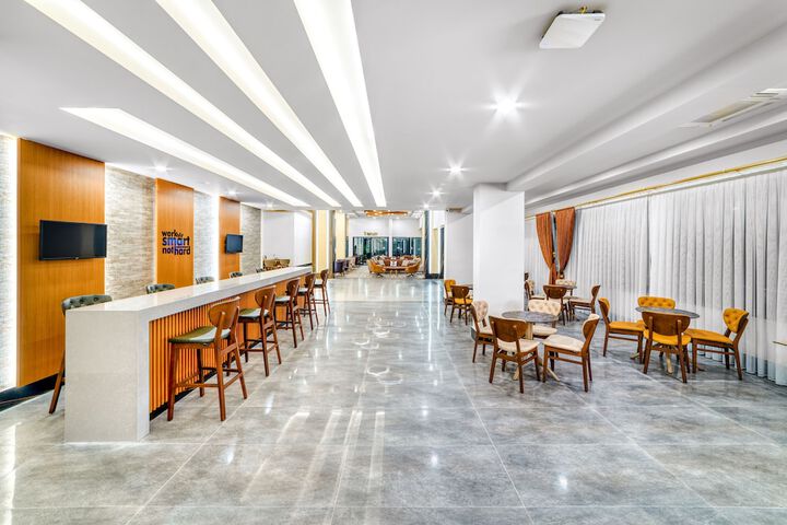 Guest Lobby