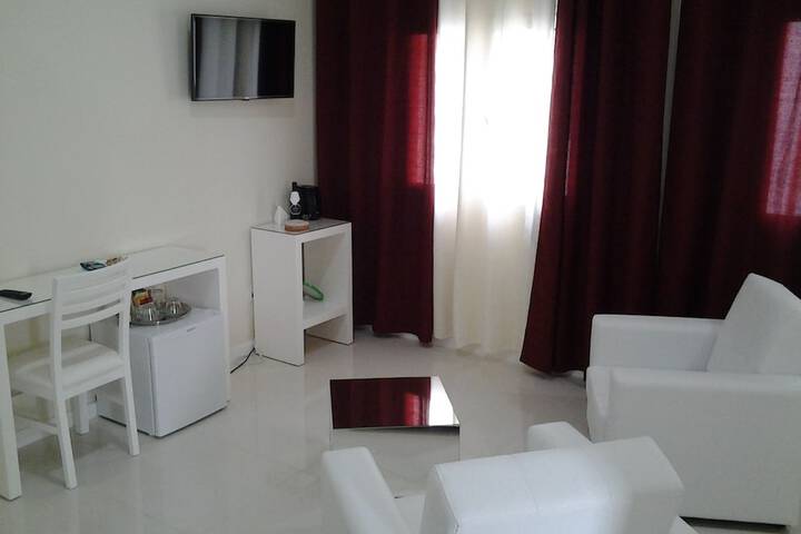 Room 33 of 63