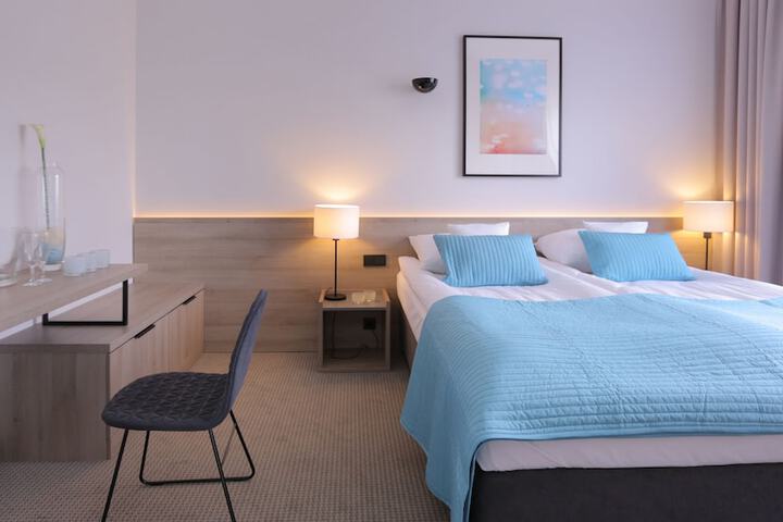 Room 12 of 52