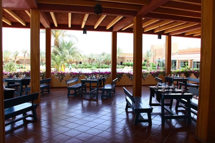 Dining Photos