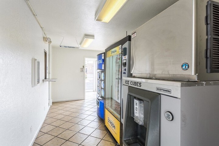 Vending machine