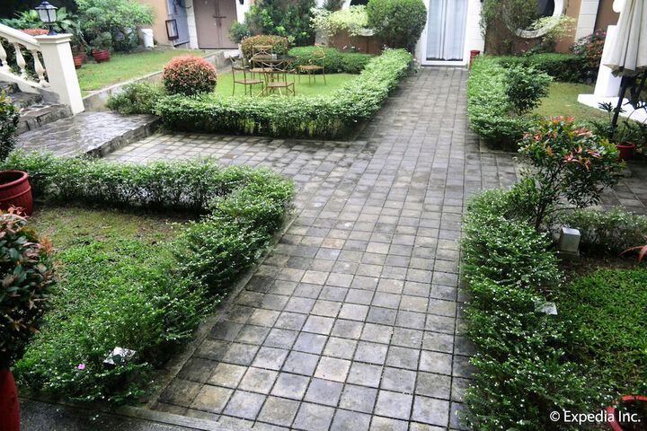 Property Grounds 41 of 55