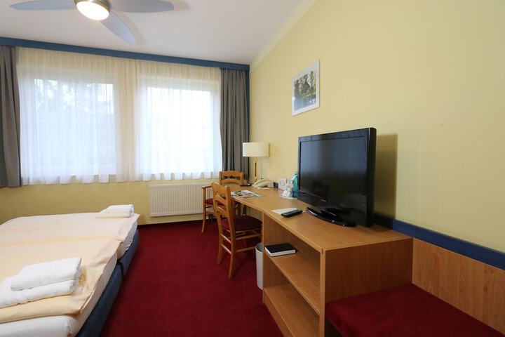 Room 13 of 71