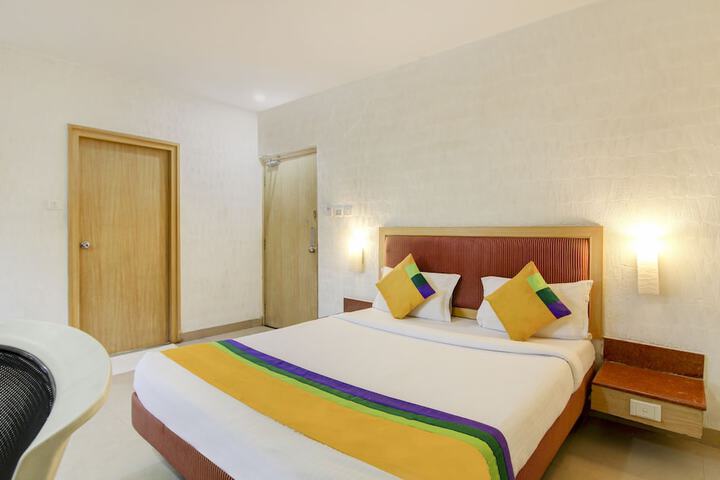 Room 15 of 24