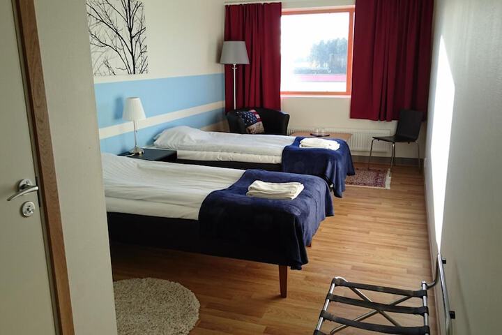 Room 14 of 37