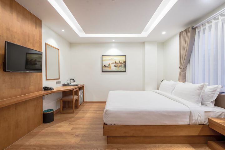 Room 10 of 40