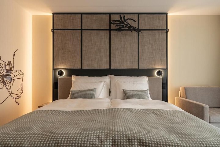 Room 26 of 53