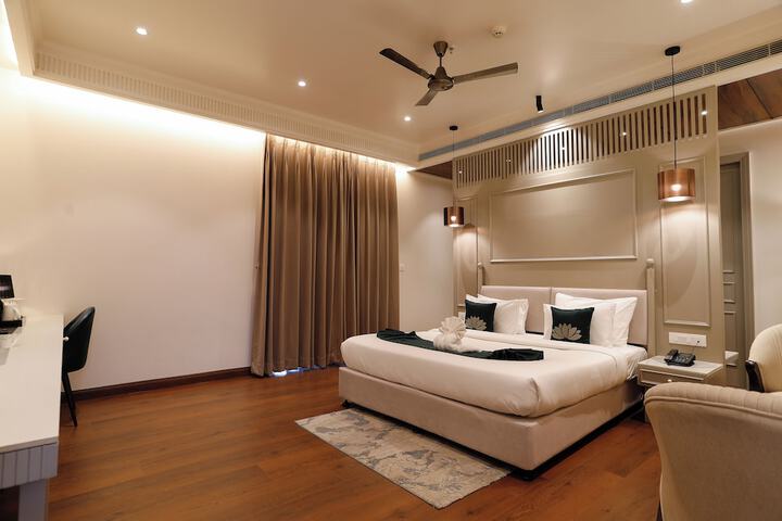 Room 15 of 70