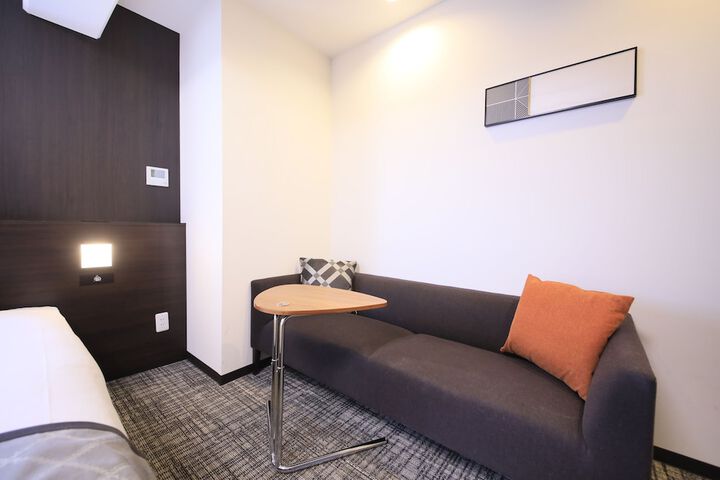 Room 15 of 82