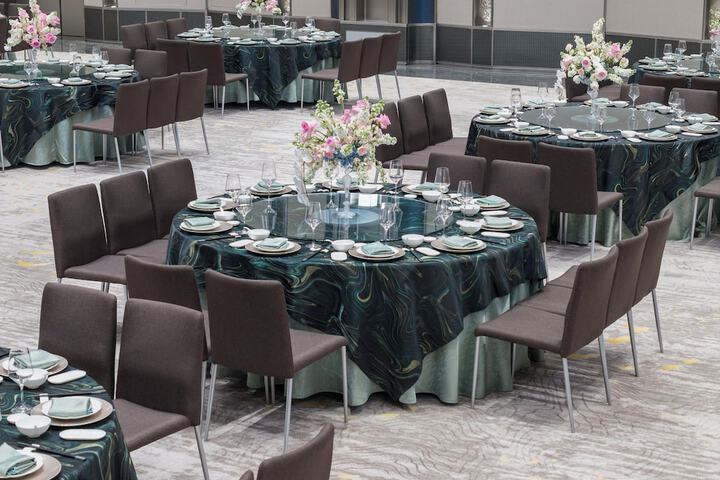 Ballroom/Hall 108 of 251