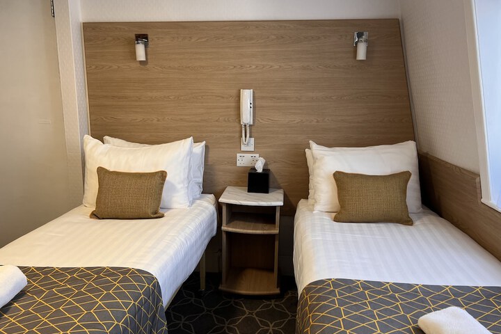 Room 19 of 23