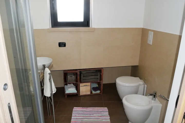Room 7 of 10