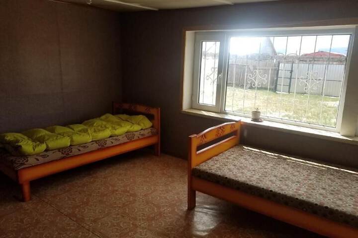 Room 10 of 37