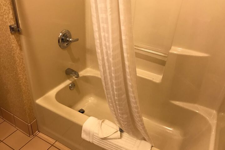 Bathroom shower
