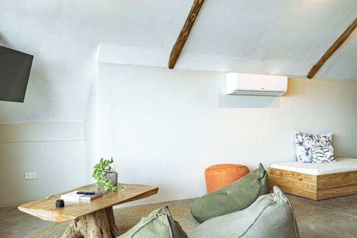 Room 20 of 65