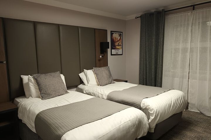 Room 31 of 47