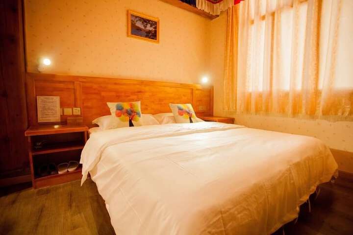 Room 16 of 24