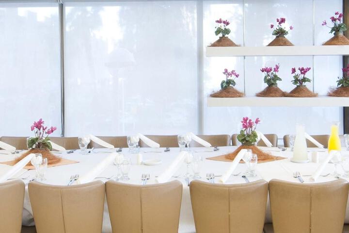 Dining 69 of 147