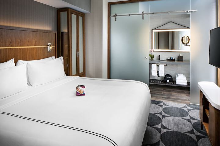 Room 21 of 134
