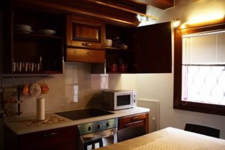 Room 22 of 27