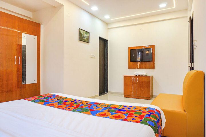 Room 29 of 61