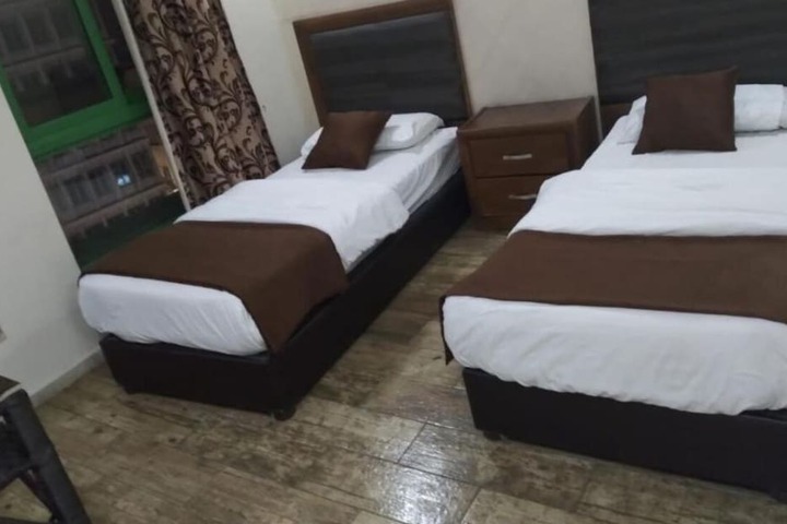 Room 16 of 27