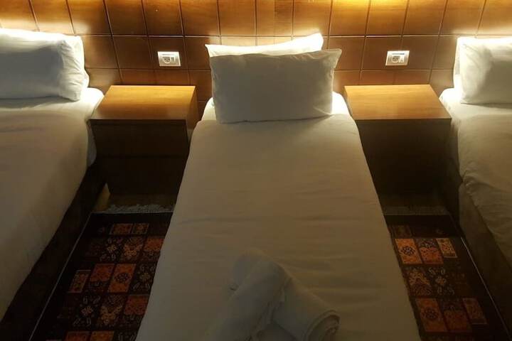 Room 17 of 68