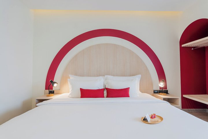 Room 103 of 190
