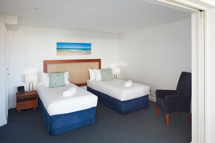 Room 10 of 41