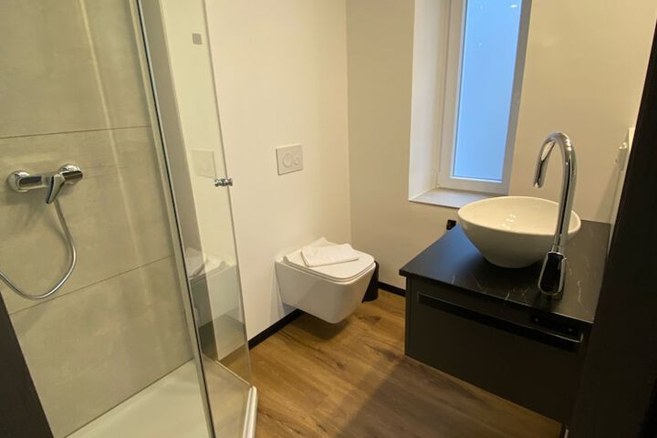 Room 21 of 26