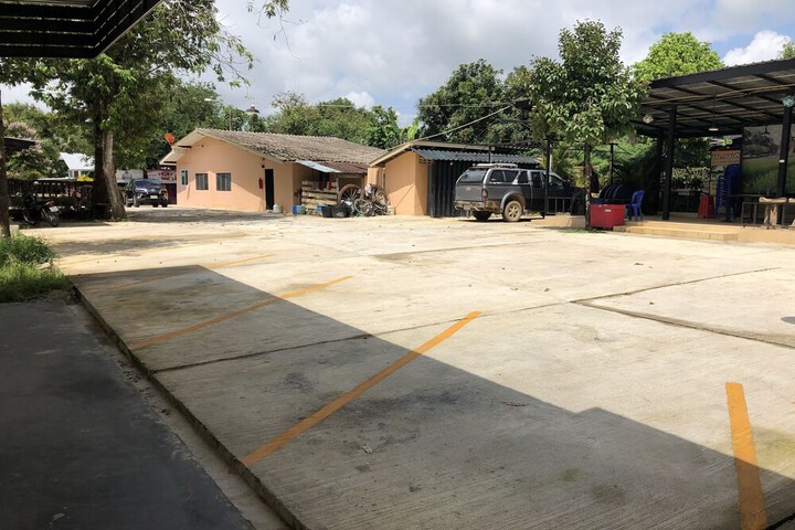 Property Grounds 42 of 47