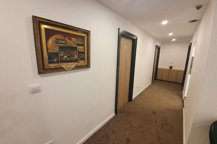 Ballroom/Hall 46 of 56