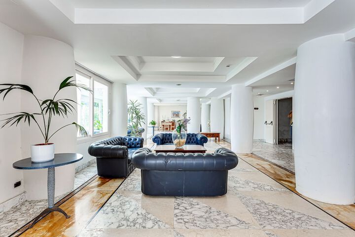 Lobby Photos