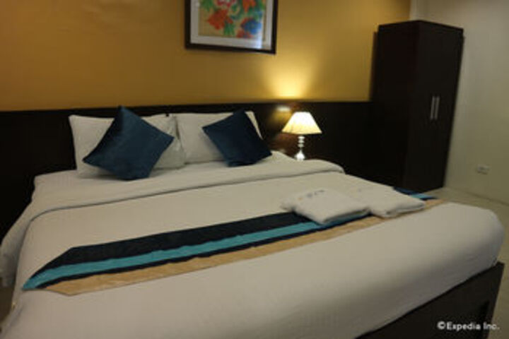 Room 32 of 55