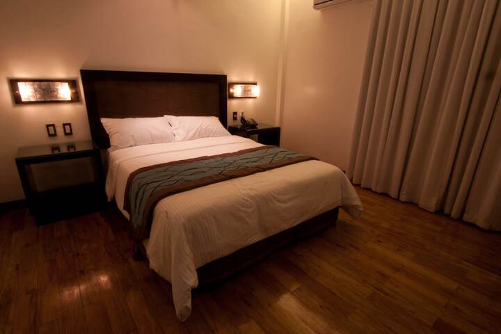 Room 27 of 59