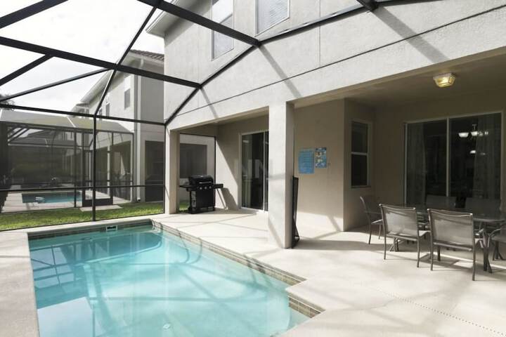 Pool 26 of 29