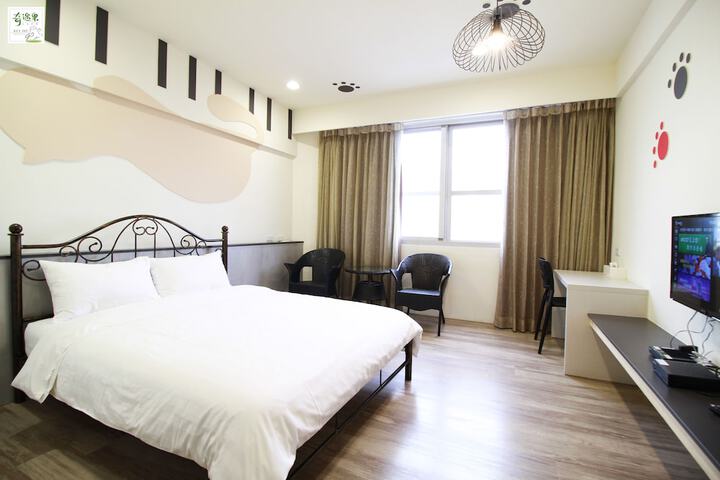 Room 15 of 46