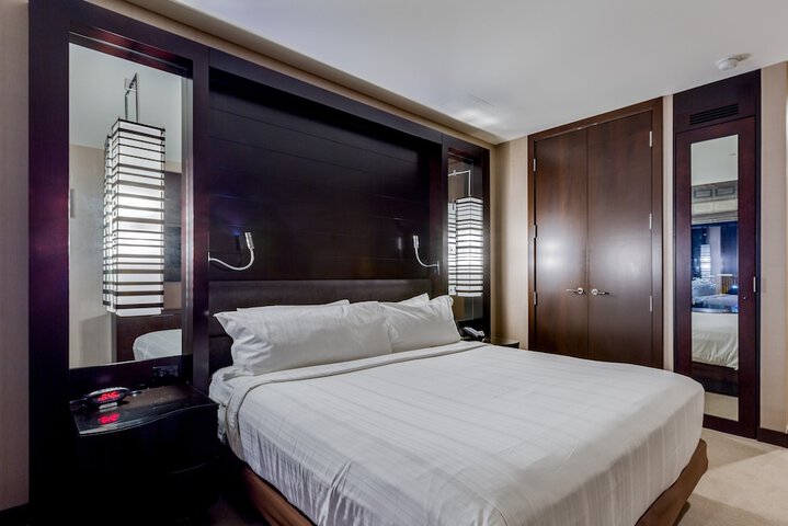 Room 14 of 124