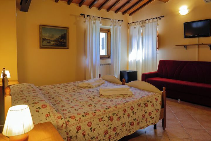 Room 17 of 52