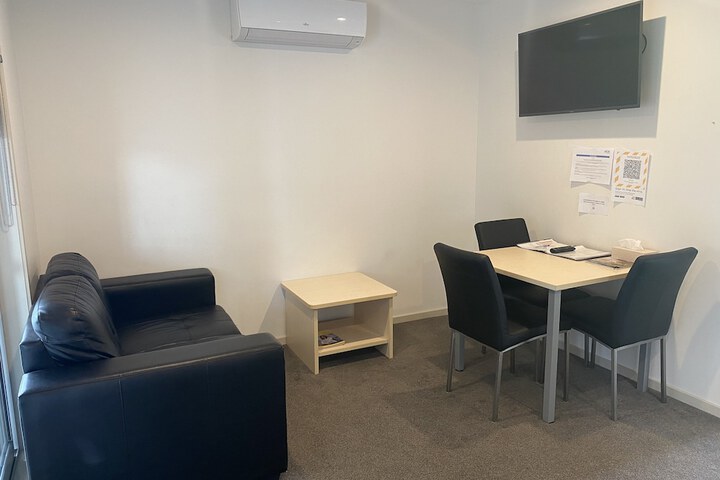 Room 30 of 44