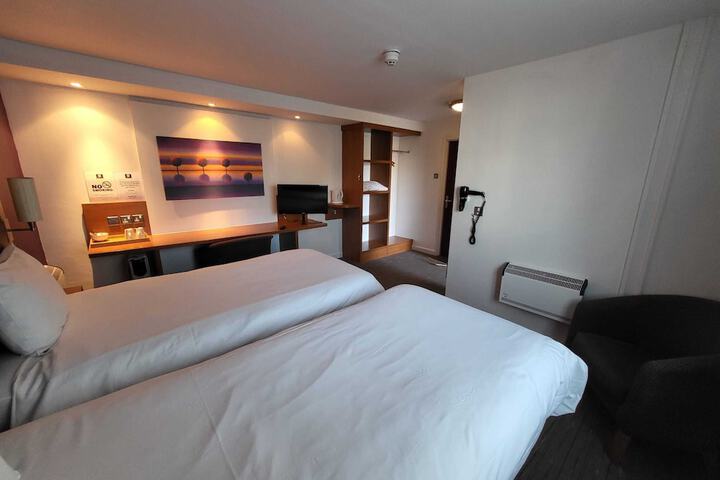 Room 7 of 59