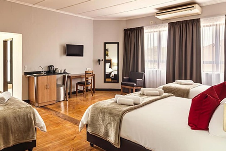 Room 20 of 34